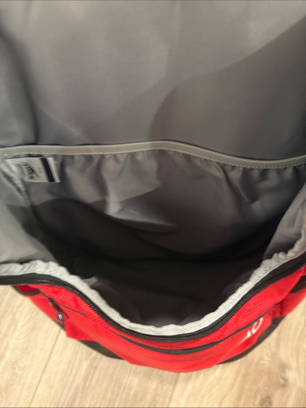 Speedo Red and Black Sport Backpack (Like New) - Picture 3 of 5
